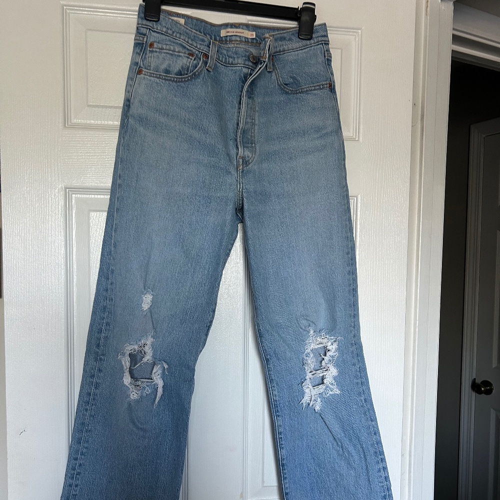 Levi’s Premium Ribcage Straight jeans